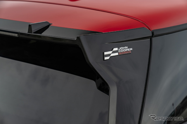 MINI クーパー SE 新型の「ジョン・クーパー・ワークス」仕様