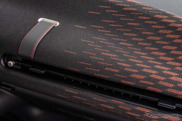 MINI クーパー SE 新型の「ジョン・クーパー・ワークス」仕様