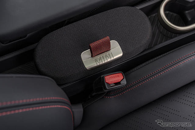 MINI クーパー SE 新型の「ジョン・クーパー・ワークス」仕様