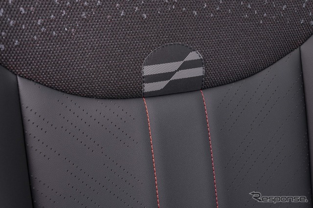 MINI クーパー SE 新型の「ジョン・クーパー・ワークス」仕様