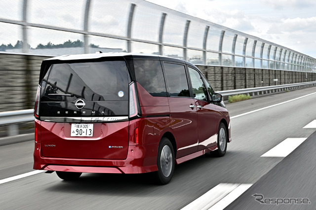 日産セレナ