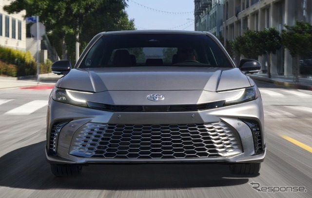 トヨタ・カムリ 新型の「XSE」