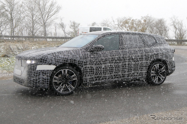 BMW iX3 後継モデルの「ノイエ・クラッセSUV」プロトタイプ(スクープ写真)