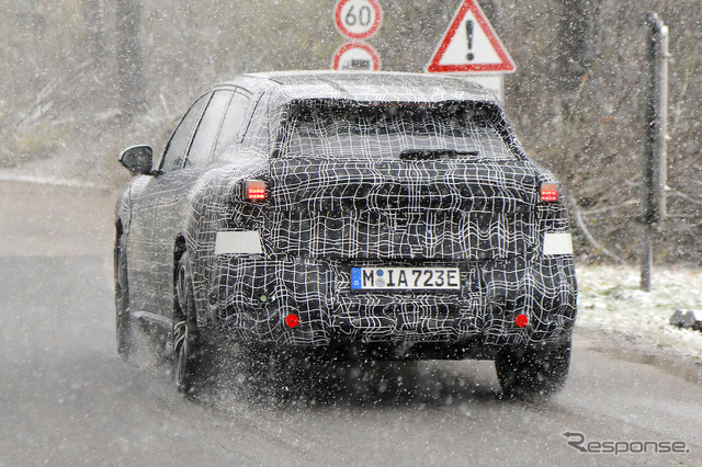BMW iX3 後継モデルの「ノイエ・クラッセSUV」プロトタイプ(スクープ写真)