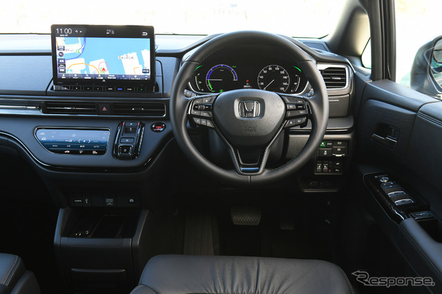 ホンダ オデッセイ改良新型(EX ブラックエディション)