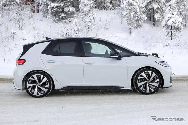 VW ID.3 GTX 市販型プロトタイプ(スクープ写真)