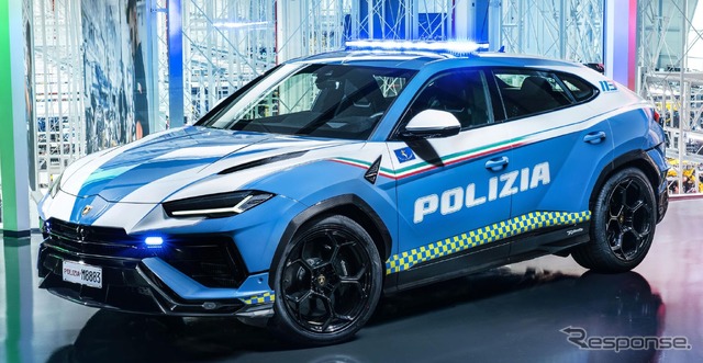 ランボルギーニ・ウルス・ペルフォルマンテ のイタリア高速道路警察ポリスカー