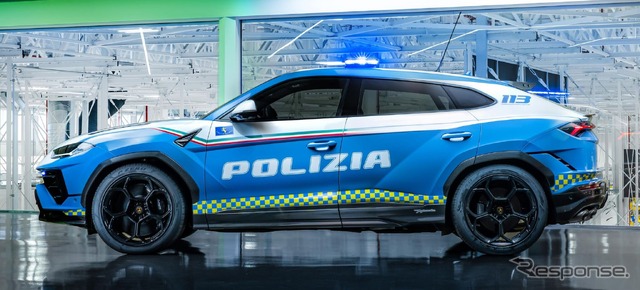 ランボルギーニ・ウルス・ペルフォルマンテ のイタリア高速道路警察ポリスカー