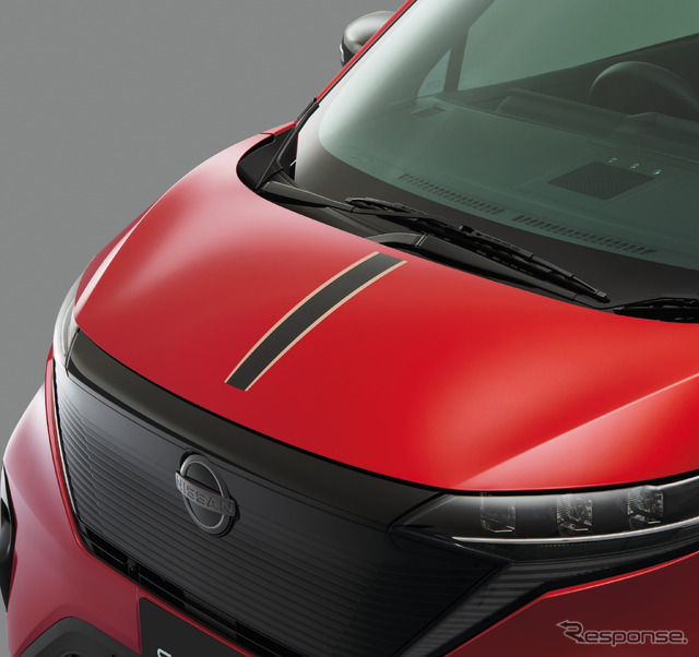 日産サクラ 90周年記念車