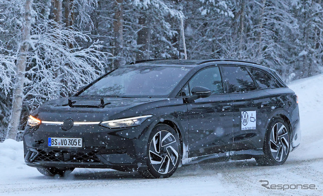 VW ID.7 ツアラー 市販型プロトタイプ（スクープ写真）