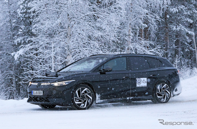 VW ID.7 ツアラー 市販型プロトタイプ（スクープ写真）