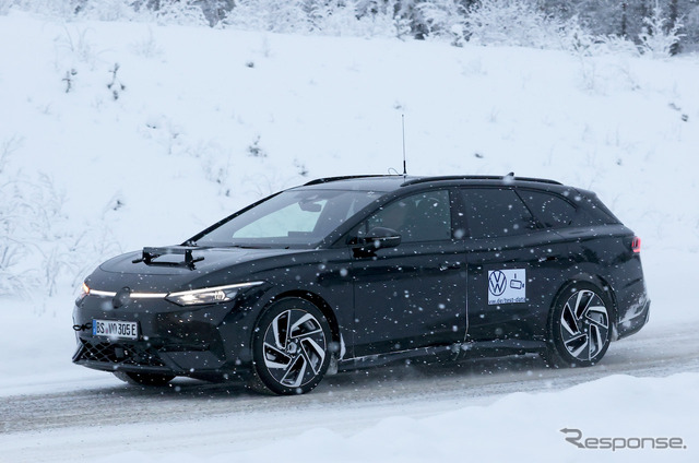 VW ID.7 ツアラー 市販型プロトタイプ（スクープ写真）