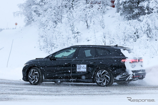 VW ID.7 ツアラー 市販型プロトタイプ（スクープ写真）