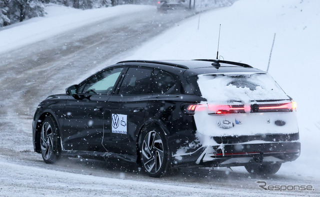 VW ID.7 ツアラー 市販型プロトタイプ（スクープ写真）