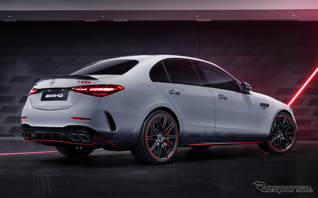 メルセデスAMG C63S Eパフォーマンス F1エディション