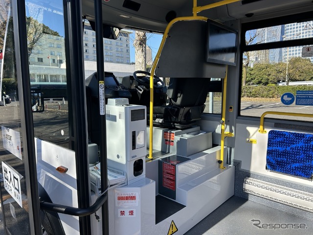 KARSANの小型ノンステップ電気バス「e-JEST」