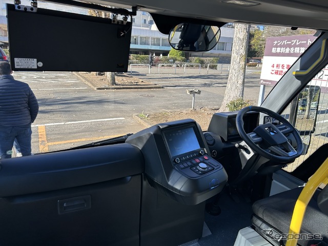 KARSANの小型ノンステップ電気バス「e-JEST」