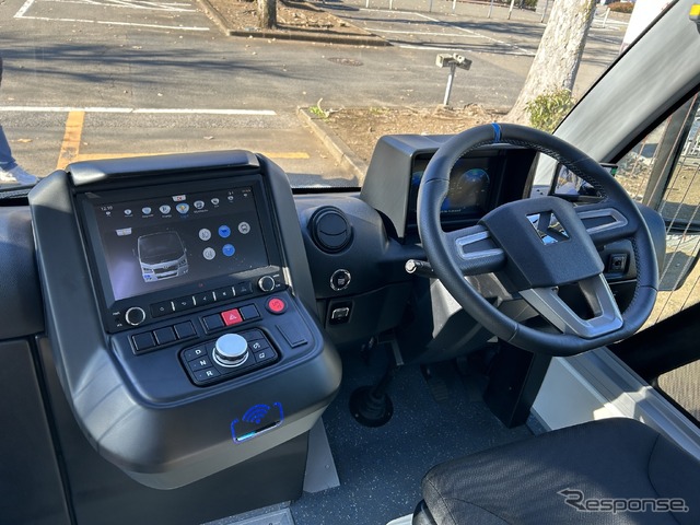 KARSANの小型ノンステップ電気バス「e-JEST」