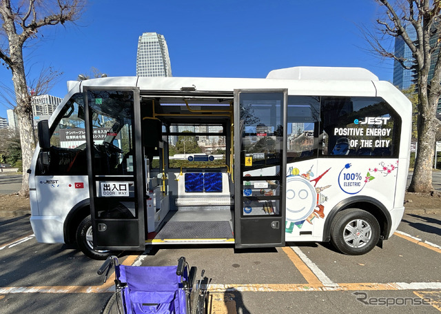 KARSANの小型ノンステップ電気バス「e-JEST」