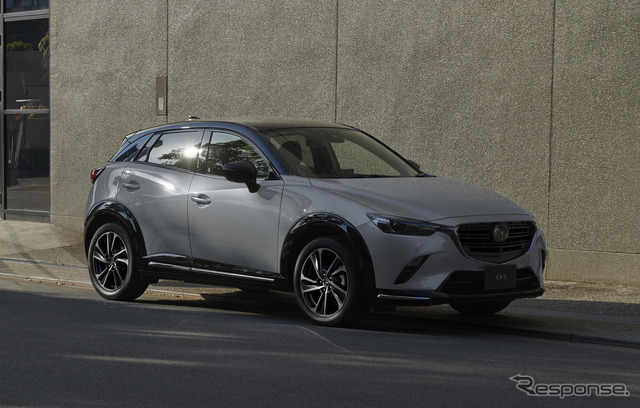 マツダ CX-3 Vivid Monotone(現行モデル)