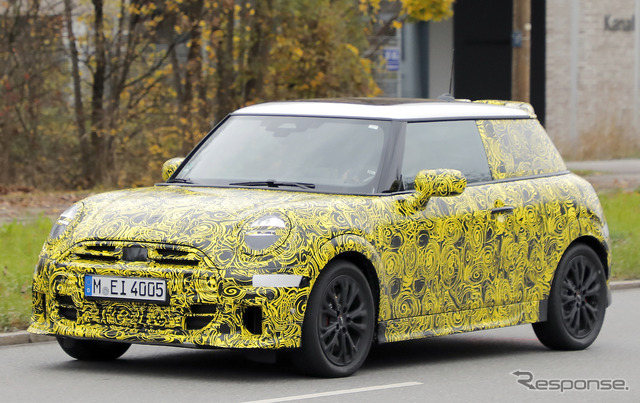 MINI 3ドアハッチバック JCW プロトタイプ(スクープ写真)