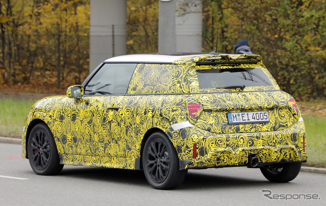 MINI 3ドアハッチバック JCW プロトタイプ(スクープ写真)