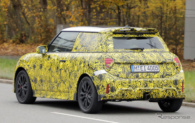 MINI 3ドアハッチバック JCW プロトタイプ(スクープ写真)