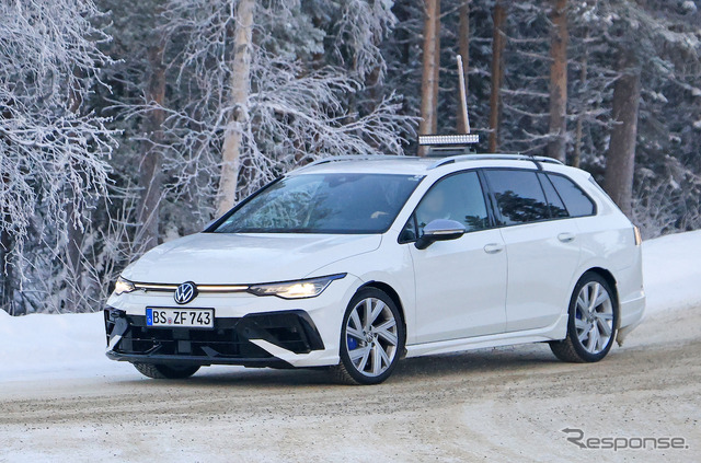 VW ゴルフR ヴァリアント 改良新型プロトタイプ(スクープ写真)