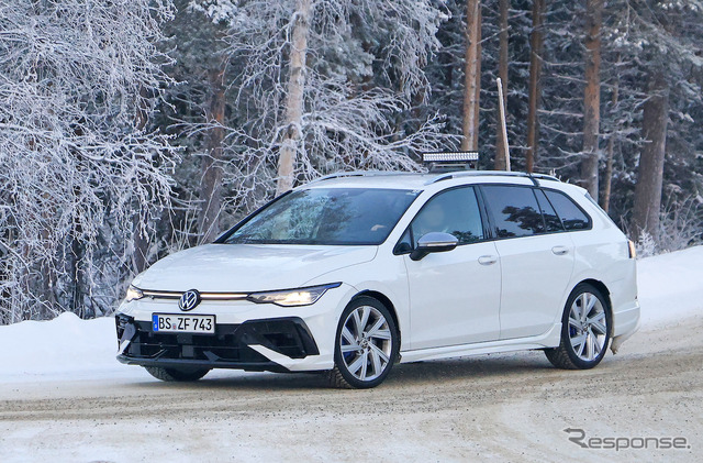 VW ゴルフR ヴァリアント 改良新型プロトタイプ(スクープ写真)