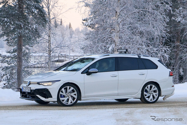 VW ゴルフR ヴァリアント 改良新型プロトタイプ(スクープ写真)