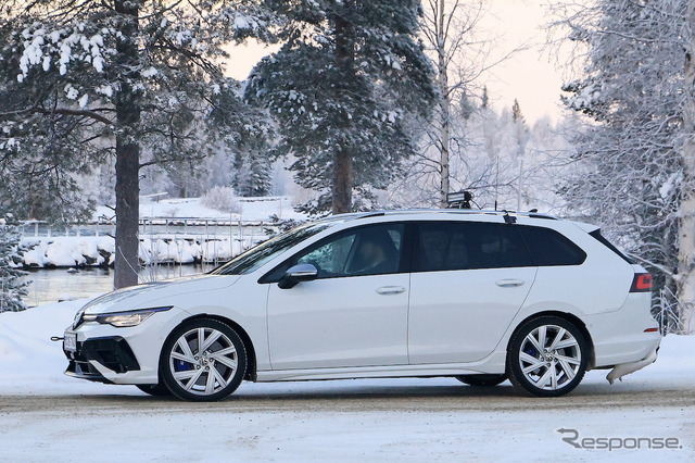VW ゴルフR ヴァリアント 改良新型プロトタイプ(スクープ写真)