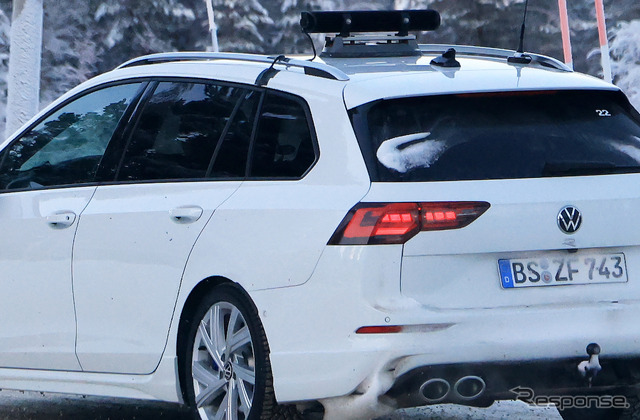 VW ゴルフR ヴァリアント 改良新型プロトタイプ(スクープ写真)