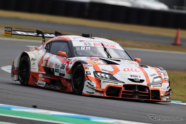SUPER GTを制したTGR TEAM au TOM'Sの36号車