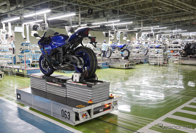 ヤマハ発動機の本社工場で採用されている「AGVバイパス方式」による超汎用組立ライン
