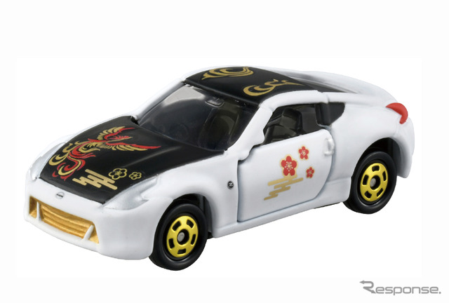 福富トミカ。「鳳凰」は日産 フェアレディZ(Z34)