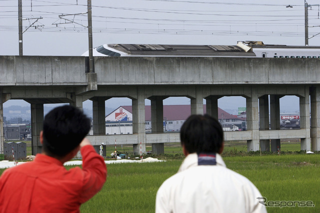 新潟中越地震で上越新幹線「とき」が脱線(2004年)