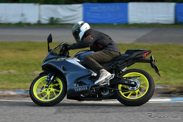 ヤマハ YZF-R125