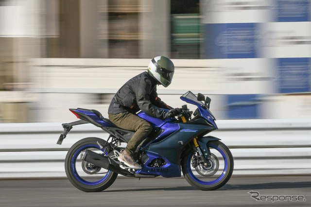 ヤマハ YZF-R15