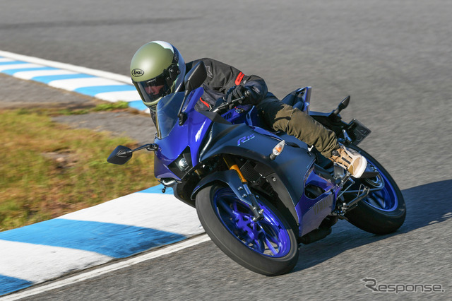ヤマハ YZF-R15