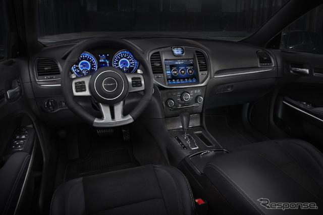 2014 Chrysler 300 SRT8