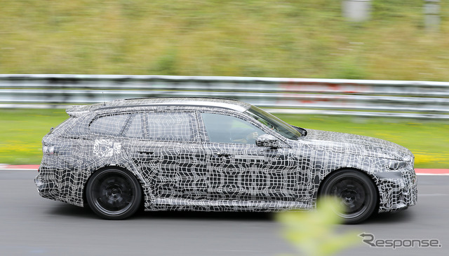 BMW M5 ツーリング プロトタイプ(スクープ写真)