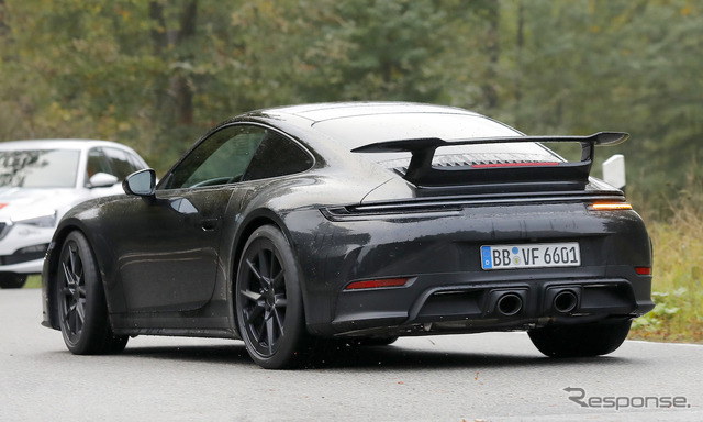 ポルシェ 911 改良新型プロトタイプ(スクープ写真)