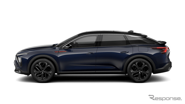 シトロエン C5 X ヒプノス プラグインハイブリッド(ブルーエクリプス)