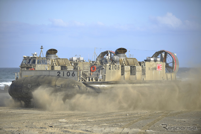 海上自衛隊のLCAC(同型)