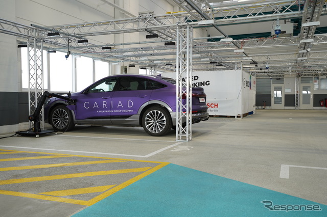 ボッシュとフォルクスワーゲン子会社のCariadが共同で開始した自動バレー充電の実験
