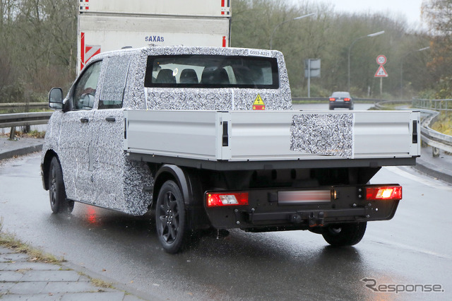 VW トランスポーターT7 ピックアップトラック仕様のプロトタイプ(スクープ写真)