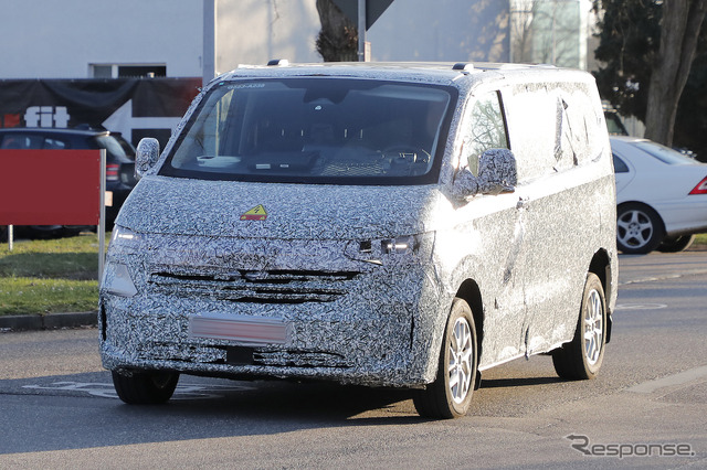 VW トランスポーターT7 ピックアップトラック仕様のプロトタイプ(スクープ写真)