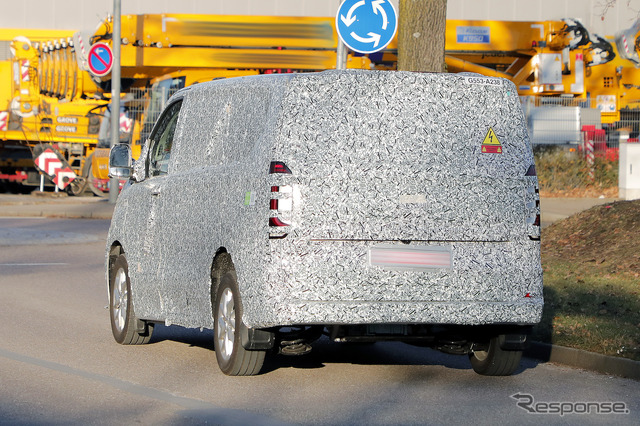VW トランスポーターT7 ピックアップトラック仕様のプロトタイプ(スクープ写真)