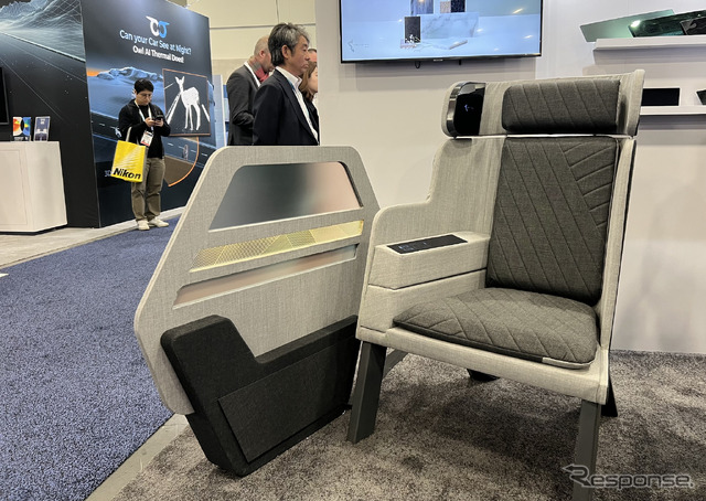「FeelInGlass」。安全性も考慮した上で、車内インテリアにマッチさせることでガラスならではのプレミアム感を演出する