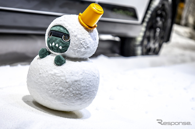 雪だるまバージョンのデリ丸。(東京オートサロン2024)
